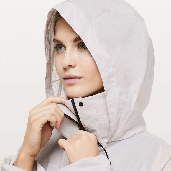 Lululemon Smooth Departure Windbreaker Long Jacket in Light Chrome, Size 4 - Picture 10 of 12